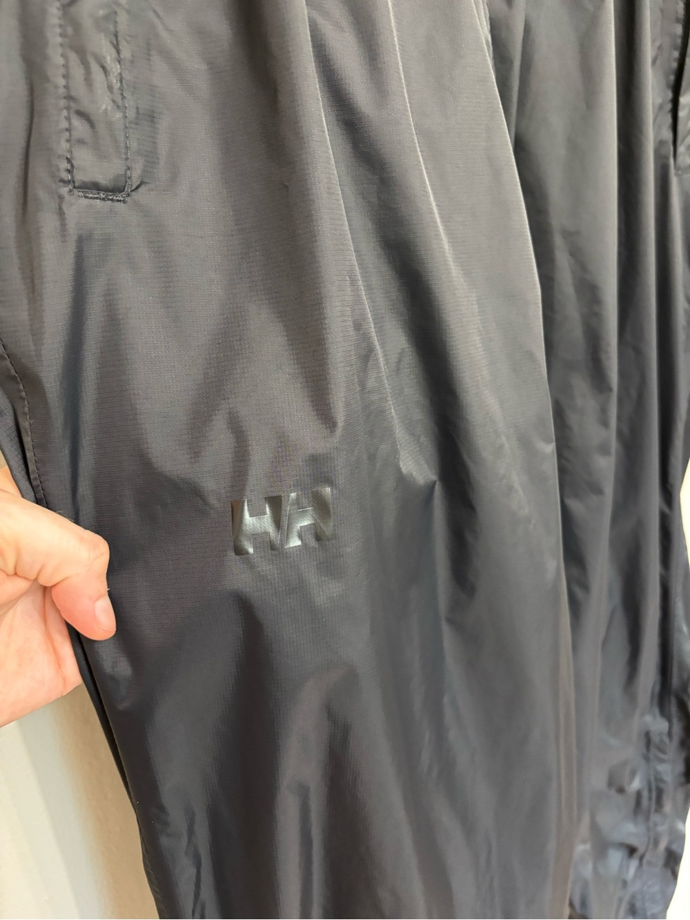 Helly Hansen Men’s Waterproof Rain Pants in Black - Size 2XL - Picture 3 of 9